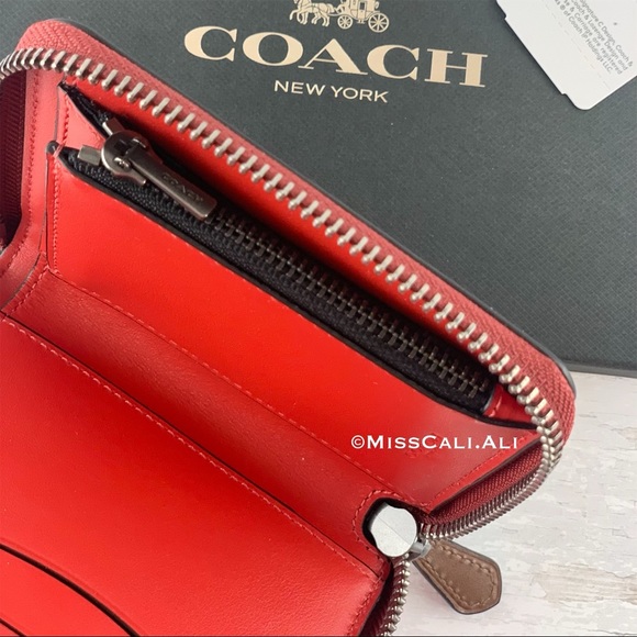NWT COACH Medium Zip Around Wallet w/ Patch - Red - Picture 7 of 15